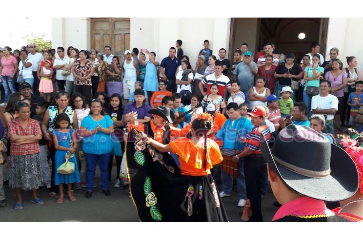Masaya amanece inundada de sus tradicionales bailes folklóricos 