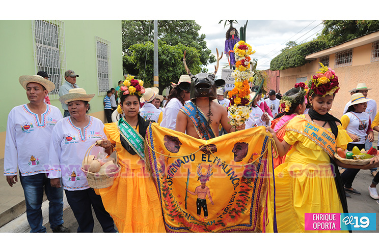 Torovenado El Malinche celebra 73 años con mucha sátira y picardía