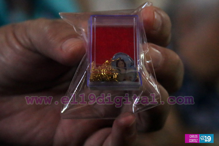 Celebran 25 años de vida sacerdotal de Monseñor Rodrigo Urbina, párroco de la Basílica de El Viejo