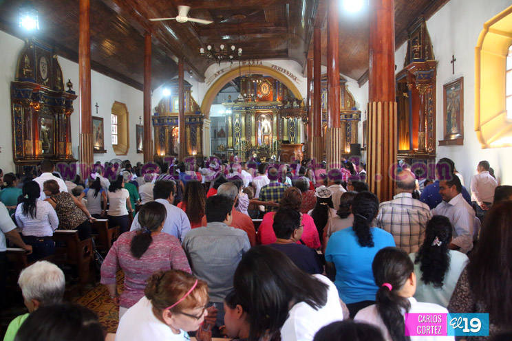 Celebran 25 años de vida sacerdotal de Monseñor Rodrigo Urbina, párroco de la Basílica de El Viejo