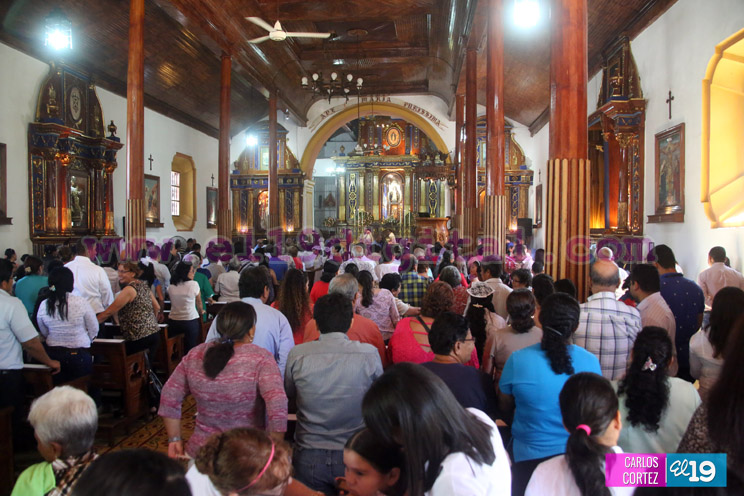 Celebran 25 años de vida sacerdotal de Monseñor Rodrigo Urbina, párroco de la Basílica de El Viejo