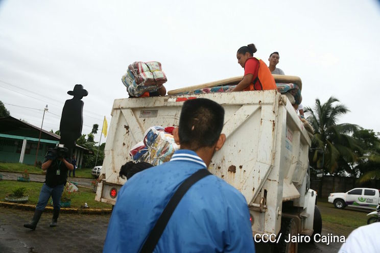 Juventud Sandinista prepara condiciones en albergues temporales para atender a familias