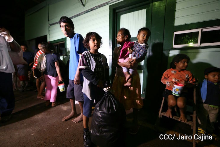 Llegan a Bluefields primeras familias evacuadas de Rama Cay