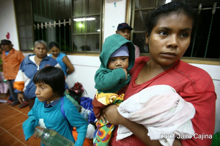 Llegan a Bluefields primeras familias evacuadas de Rama Cay