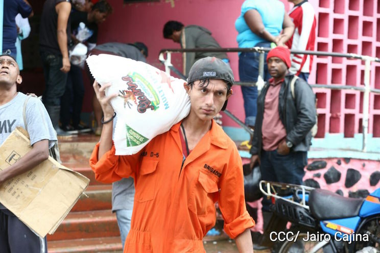 Llega dotación de alimentos para albergues de Bluefields