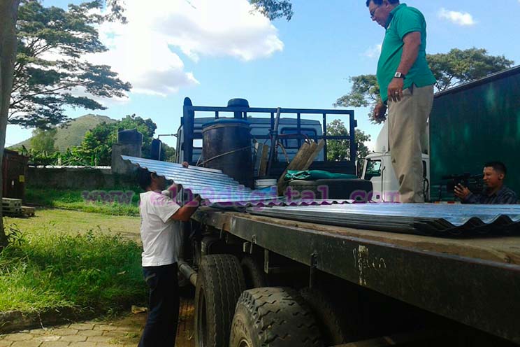 Gobierno envía planes techos a familias afectadas por paso de huracán Otto en Río San Juan y Rivas