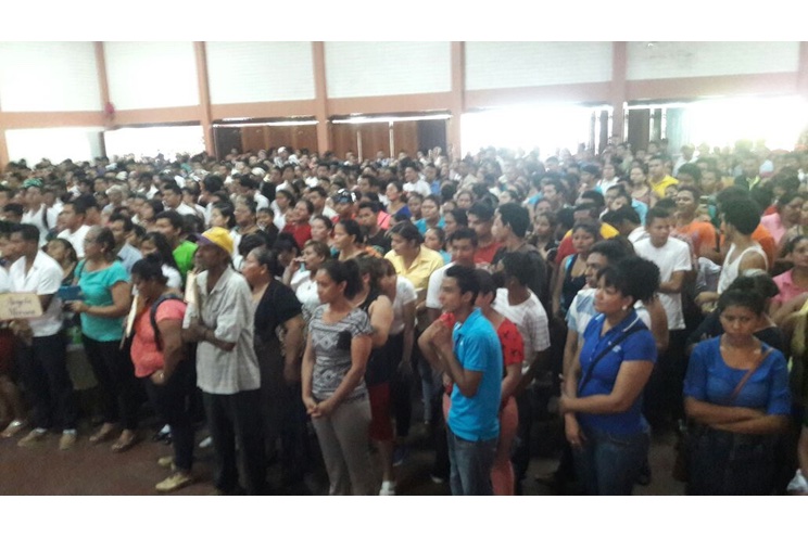 Entregan Bono de Bachillerato en Chinandega