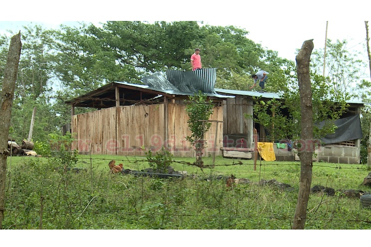 Familias de Cárdenas aseguran que respuesta rápida del Gobierno salvó sus vidas ante la fuerza de Otto