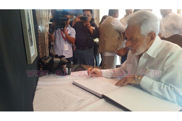 Abren libro de condolencias en la Embajada de Cuba 