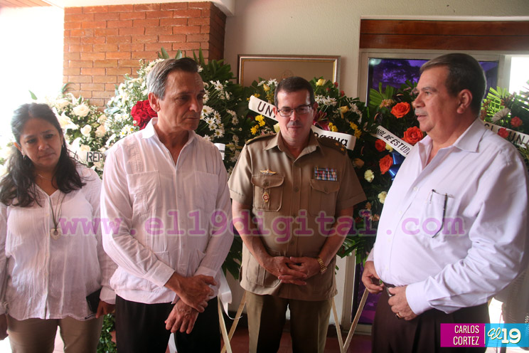 Halleslevens: A Fidel los revolucionarios lo tenemos alumbrándonos todavía, dándonos luz