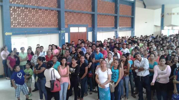 Gobierno Sandinista entrega bono de bachiller en el departamento de Chontales