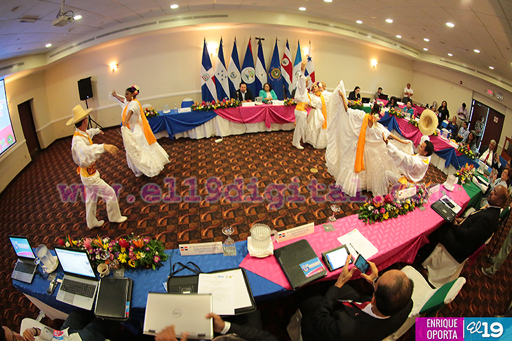 Nicaragua comparte excelentes proyectos de Cultura y Educación con países de la región