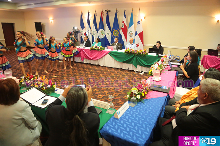 Nicaragua comparte excelentes proyectos de Cultura y Educación con países de la región