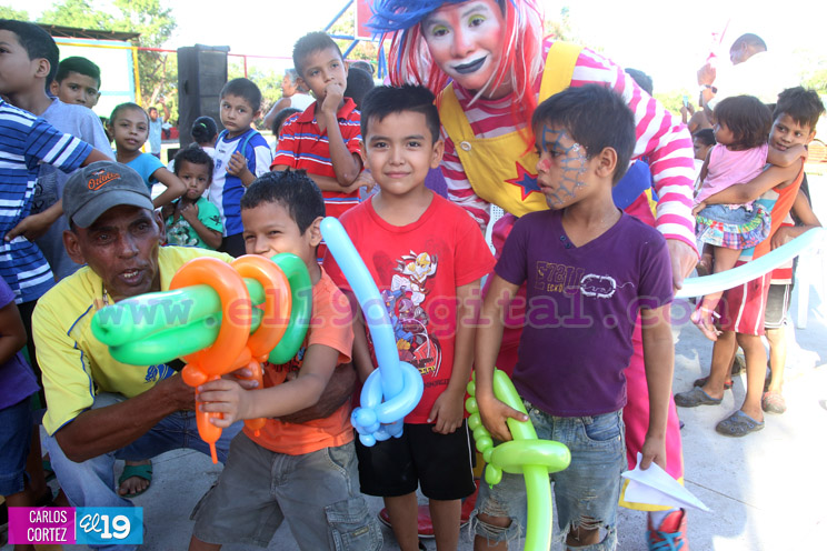Familias de Acahualinca y Santa Ana estrenan nuevos espacios deportivos