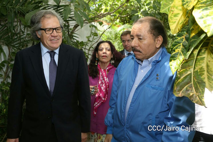 Presidente Daniel y Compañera Rosario se reúnen con el Secretario General de la OEA, Luis Almagro
