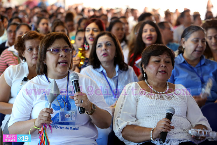 Trabajadores de Enatrel y del MEM cantan gozosos a la Purísima Concepción de María
