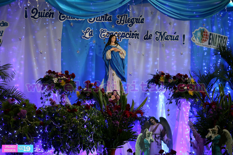 Trabajadores de Enatrel y del MEM cantan gozosos a la Purísima Concepción de María
