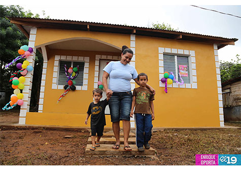 Entregan viviendas a familias de Kukra Hill