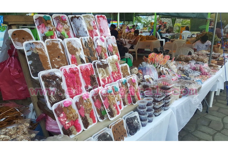 Protagonistas y visitantes aprovechan la Feria de la Gritería y Artesanías Tradicionales