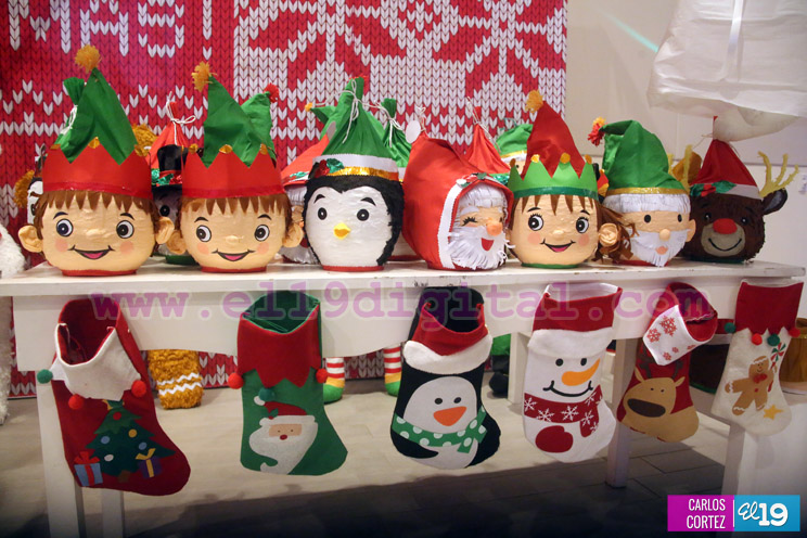 Familias aprovechan ofertas y descuentos en Feria de la Noche Buena