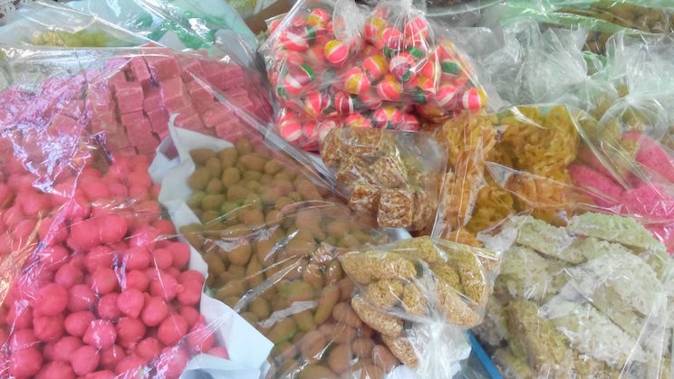 León realizó Feria del Dulce Típico Nicaragüense