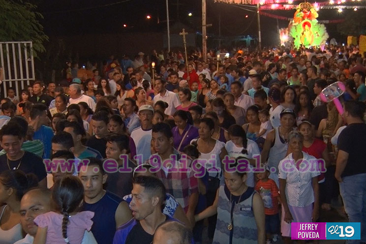 Granada celebra a la Purísima con tradicional procesión