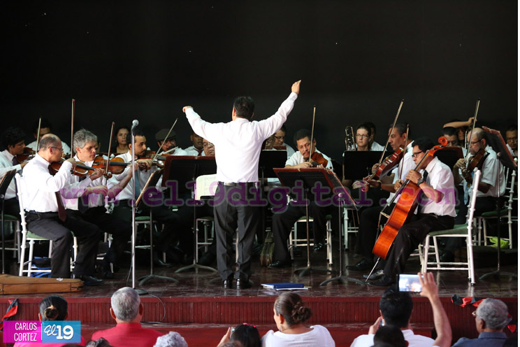 Adultos Mayores disfrutan de gran Concierto Navideño en Managua
