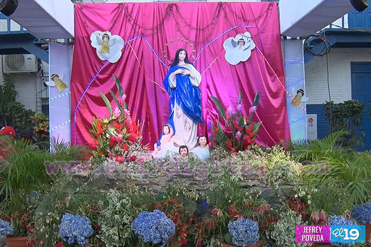 Ministerio de Educación le canta a María