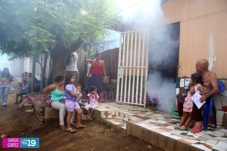 MINSA y familias ocupan feriado para promover salud