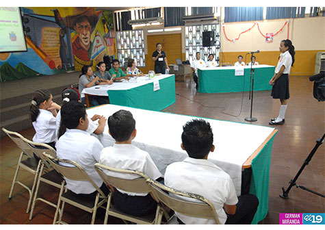 Estudiantes miden sus conocimientos en protección ambiental