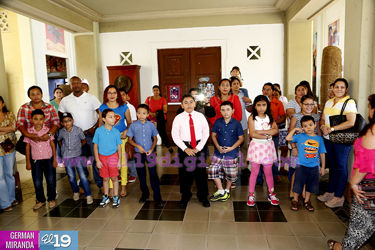 Dedican exposición infantil de pintura al Comandante Fidel Castro