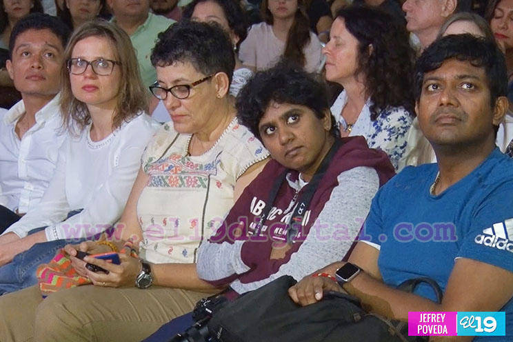 Reconocido maestro espiritual Ravi Shankar comparte en Nicaragua su visión del arte de vivir en paz