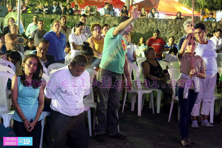 Católicos de Nicaragua en vigilia de agradecimiento