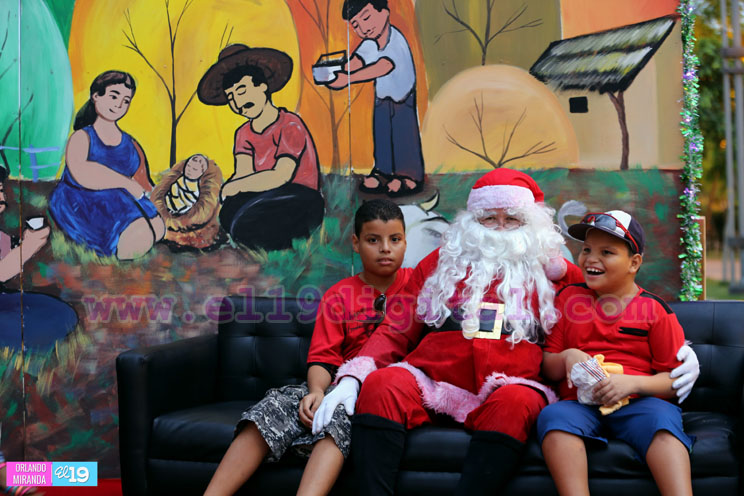 Una foto con Santa en el Parque Luis Alfonso Velázquez