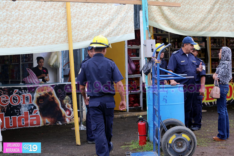 Puestos de pólvora toman medidas de precaución para evitar accidentes