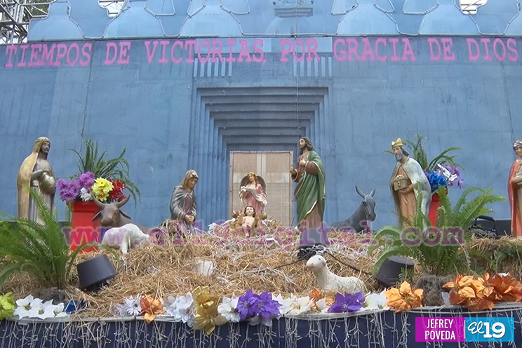 Nacimientos en la Avenida de Bolívar a Chávez casi listos