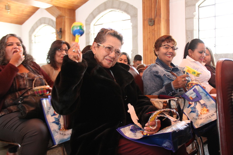 Nicaragüenses celebran La Purísima en Ecuador
