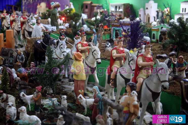 Familia Pastora abre las puertas de su casa para la exhibición de nacimiento más grande de Nicaragua