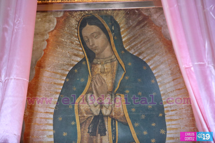 Jóvenes de Loma Linda reciben el sacramento de la Confirmación