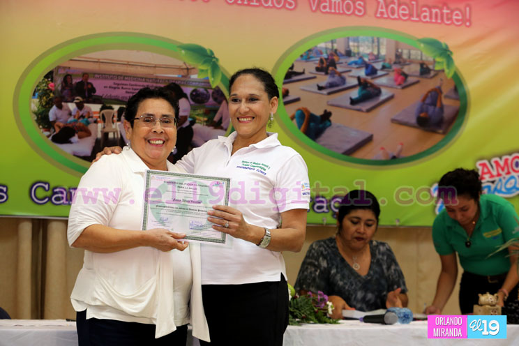 Instituto de Medicina Natural y Terapias Complementarias gradúa a 119 fisioterapeutas clínicos