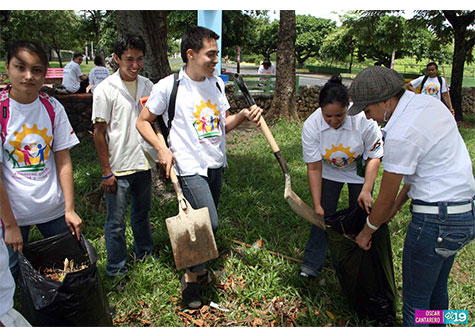 Estudiantes de Inatec rehabilitan parque