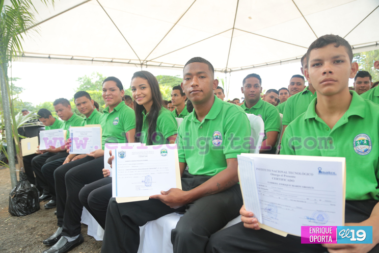 Centro de Formación y Desarrollo Juvenil de la Policía gradúa a 130 jóvenes en diferentes cursos técnicos