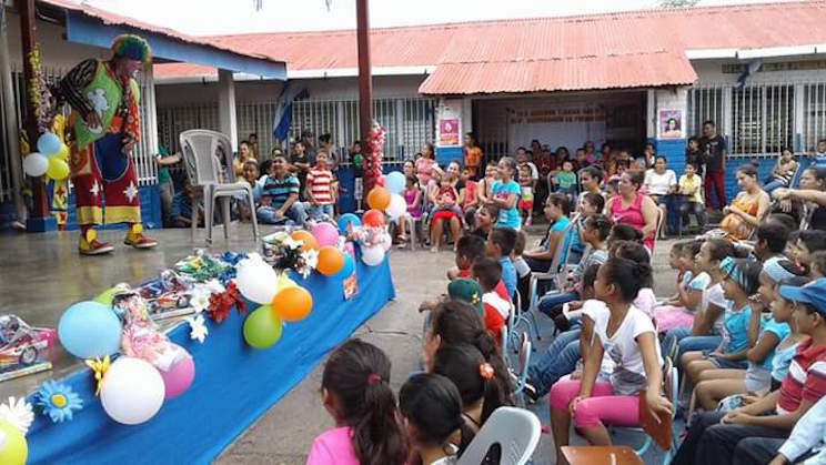 Gobierno Sandinista entrega miles de juguetes a niñ@s en el departamento de Chontales