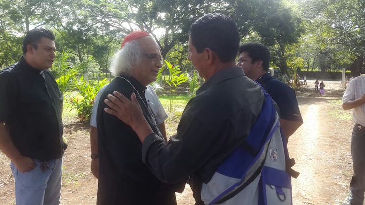 Cardenal Brenes celebra encuentro campesino navideño en Carazo