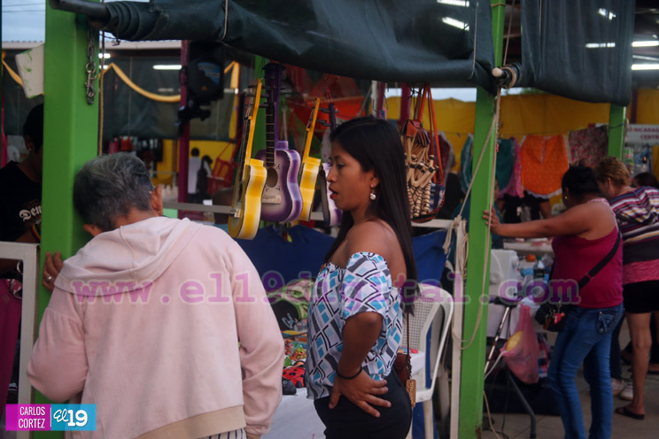 Visite el Parque Nacional de Ferias y disfrute del rico y tradicional relleno navideño  