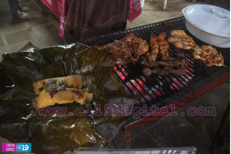 Visite el Parque Nacional de Ferias y disfrute del rico y tradicional relleno navideño  