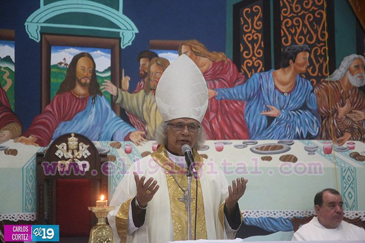Cardenal Brenes ordena diacono al seminarista brasiñelo, Isael Felipe Da Silva