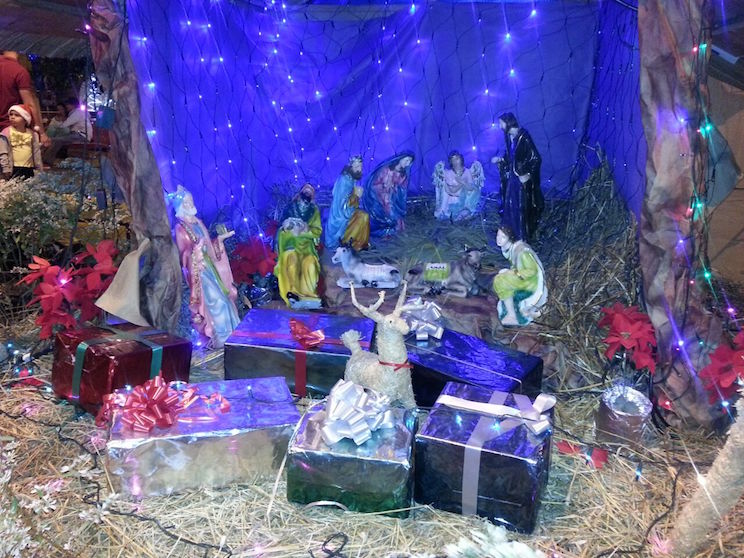Familias caraceñas disfrutan de pesebres y ambientes navideños