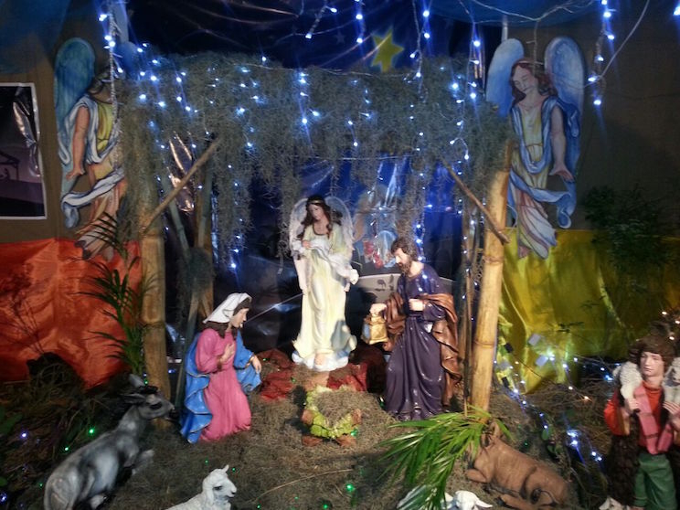 Familias caraceñas disfrutan de pesebres y ambientes navideños