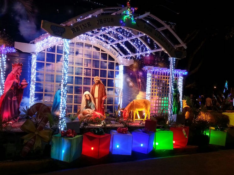 Familias caraceñas disfrutan de pesebres y ambientes navideños